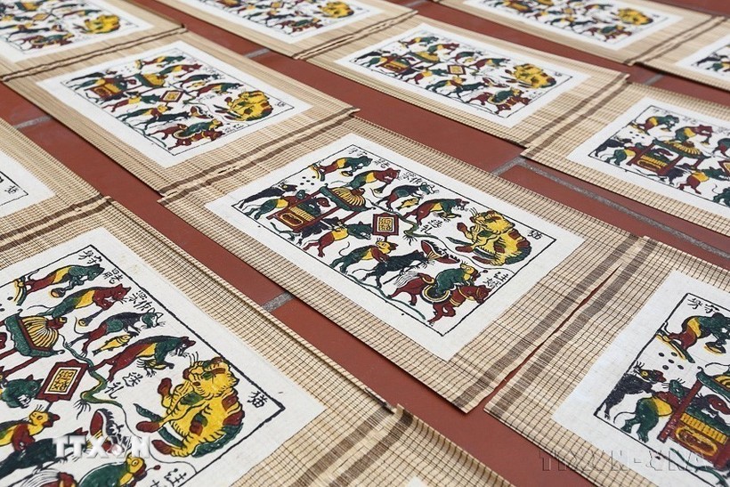 UNESCO ghi danh Nghề làm tranh dân gian Đông Hồ vào Danh sách Di sản văn hóa phi vật thể cần bảo vệ khẩn cấp. Đây là di sản thứ 17 của Việt Nam được UNESCO ghi danh vào các Danh sách Di sản Văn hóa Phi vật thể của UNESCO. 