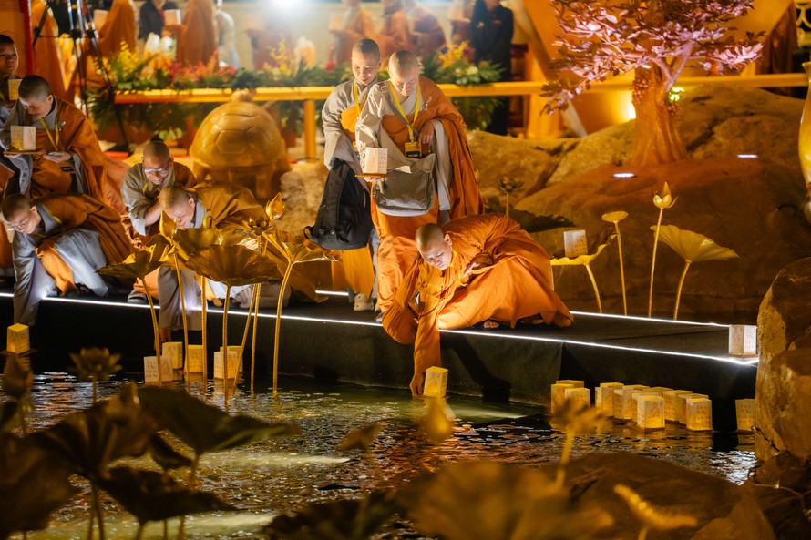 Núi Bà Đen, Tây Ninh tổ chức Lễ an vị Tôn tượng Đức Phật Câu Na Hàm Mâu Ni