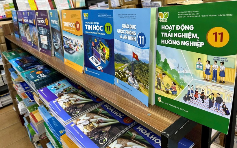 Sách Kết nối tri thức với cuộc sống đang chiếm phần lớn thị phần sách giáo khoa.