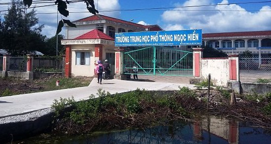 Giá 'chát' cho những thầy giáo gạ tình nữ sinh