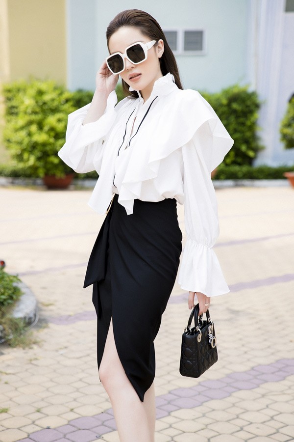 3 mẫu trang phục dạo phố được sao Việt ưa chuộng