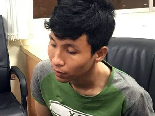 Tuấn Anh tại cơ quan điều tra. Ảnh: Thái Hà.