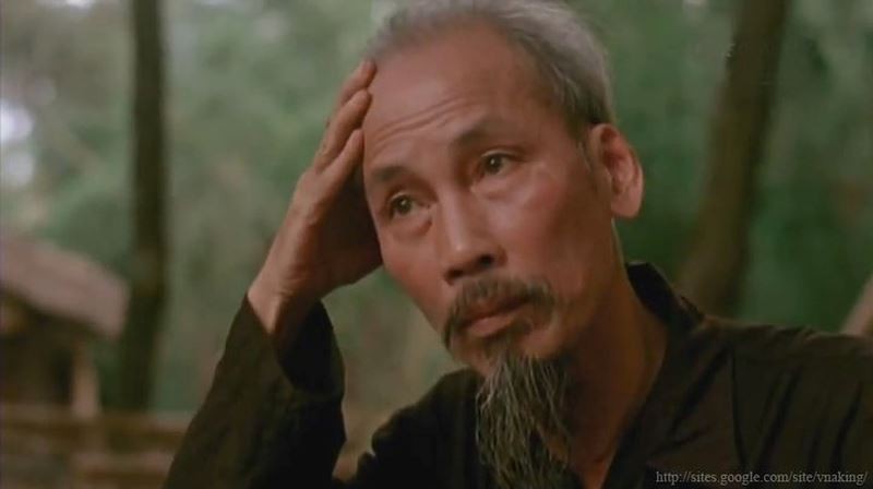 Trưng bày Bảo vật quốc gia về Chủ tịch Hồ Chí Minh