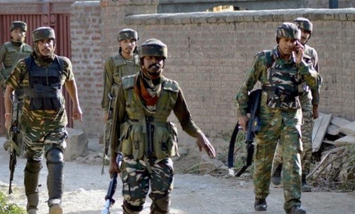 Các binh sĩ Lực lượng Cảnh sát dự bị trung ương Ấn Độ. Ảnh: PTI.