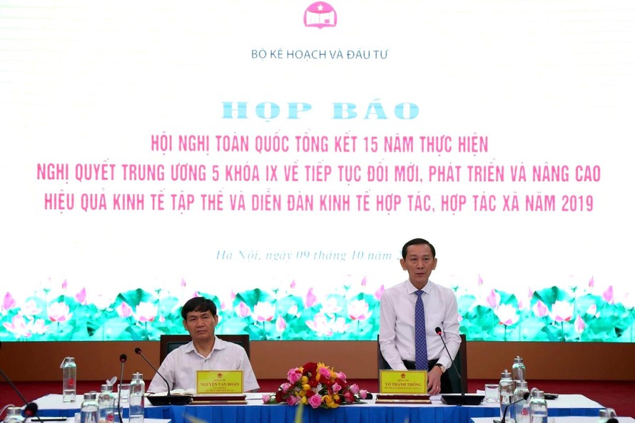 Tại buổi họp báo ngày 9/10