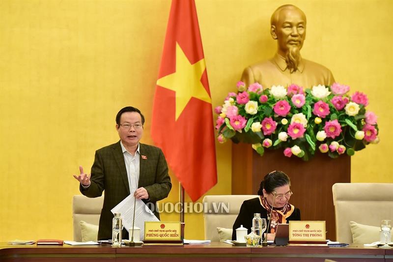 Phó Chủ tịch Quốc hội Phùng Quốc Hiển cho ý kiến. (ảnh: Quochoi.vn)