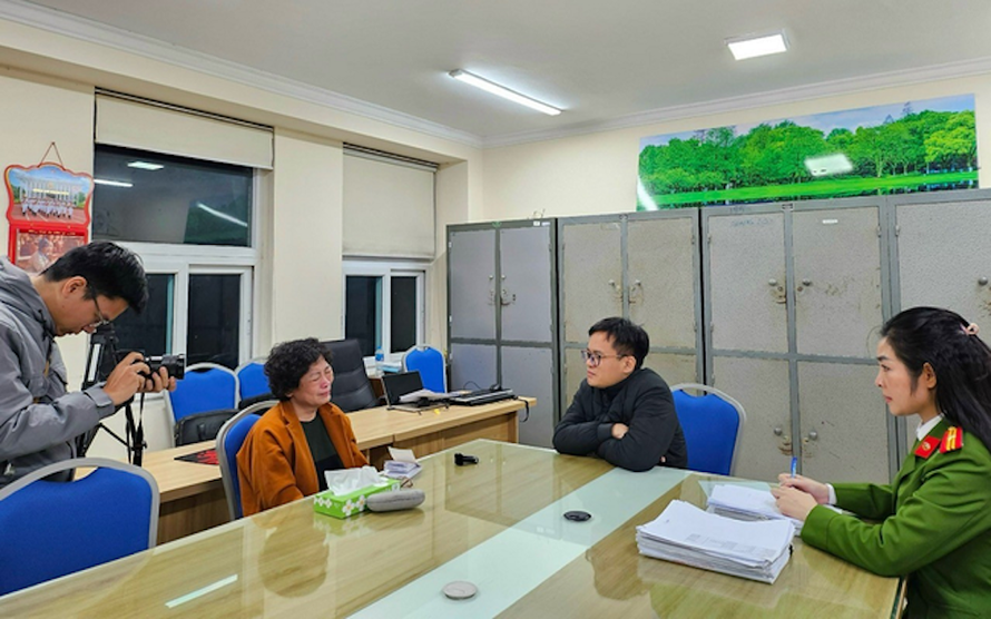 Bà Pham Thị Hoà tại cơ quan Công an.