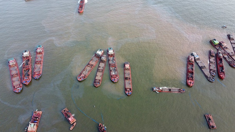 Quy trách nhiệm người đứng đầu nếu để xảy ra khai thác khoáng sản trái phép