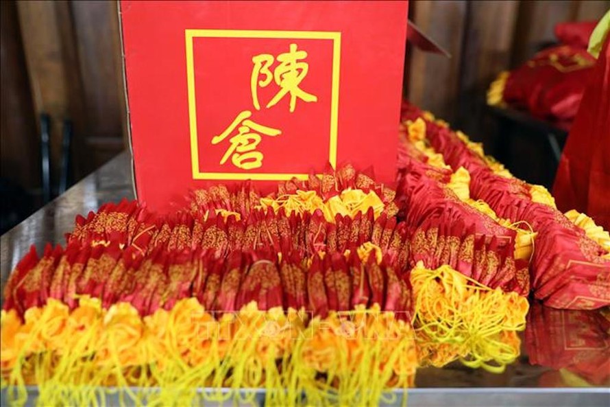 18 vạn túi lương được ban tổ chức chuẩn bị để phát tại Lễ hội phát lương Đức Thánh Trần tại đền Trần Thương năm 2025. 