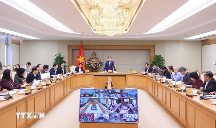 Phó Thủ tướng Chính phủ Trần Hồng Hà chủ trì cuộc họp.