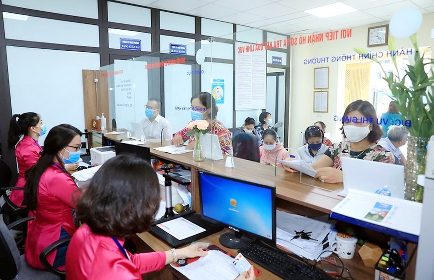 Khẩn trương thực hiện sắp xếp đơn vị hành chính và tổ chức chính quyền địa phương 2 cấp, bảo đảm tiến độ đưa vào hoạt động cấp xã mới từ 1/7/2025, cấp tỉnh trước 15/8/2025.