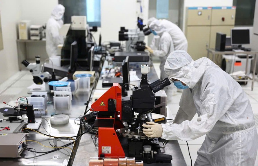 Kịp thời tháo gỡ các điểm nghẽn để phát triển khoa học, công nghệ, đổi mới sáng tạo và chuyển đổi số