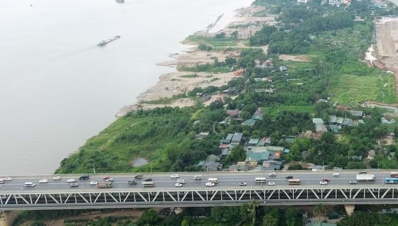 Hà Nội bổ sung phương tiện được lưu thông qua cầu Thăng Long