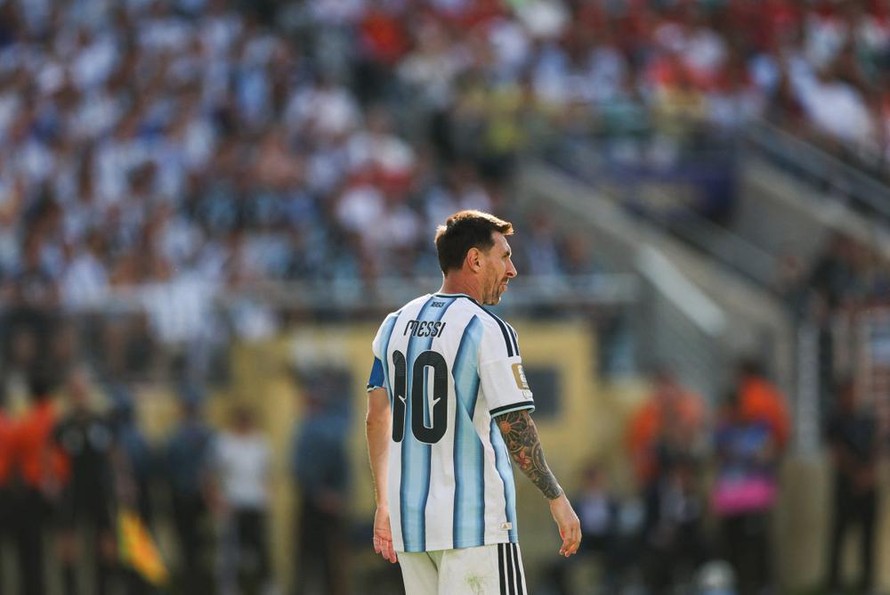 Ai có thể kế thừa vai trò của Messi ở tuyển Argentina?