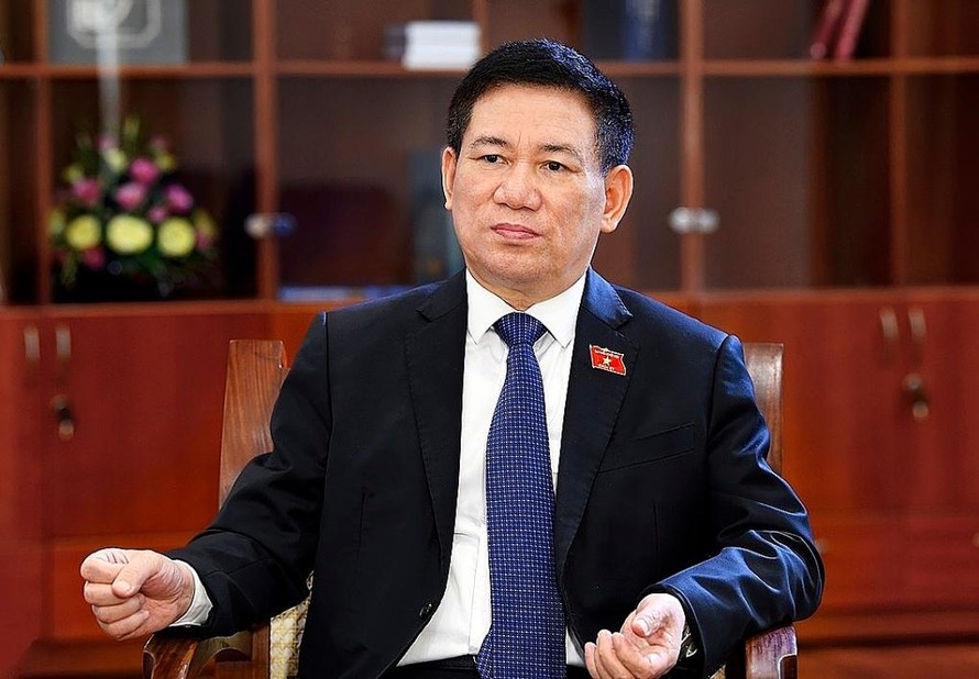 Bộ trưởng Bộ Tài chính Hồ Đức Phớc.