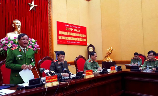 Bộ Công an: Ít nhất đến năm 2020 mới bỏ sổ hộ khẩu giấy