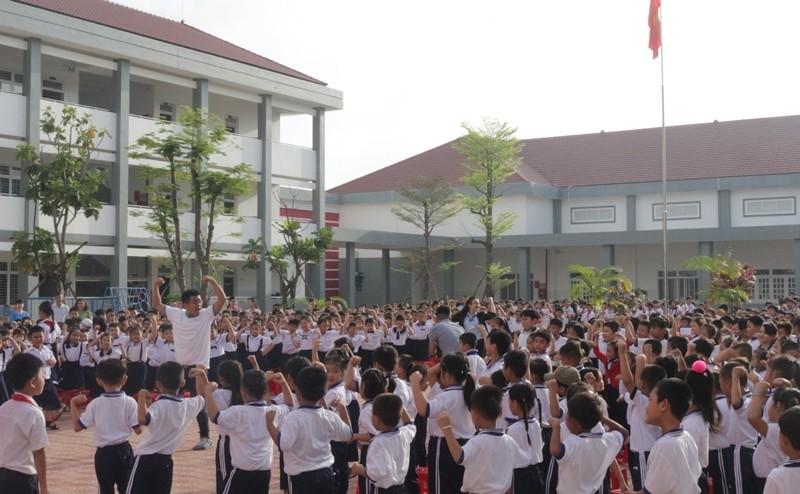 ế độ dinh dưỡng khoa học và tạo thói quen vận động mỗi ngày giúp đẩy lùi nguy cơ béo phì