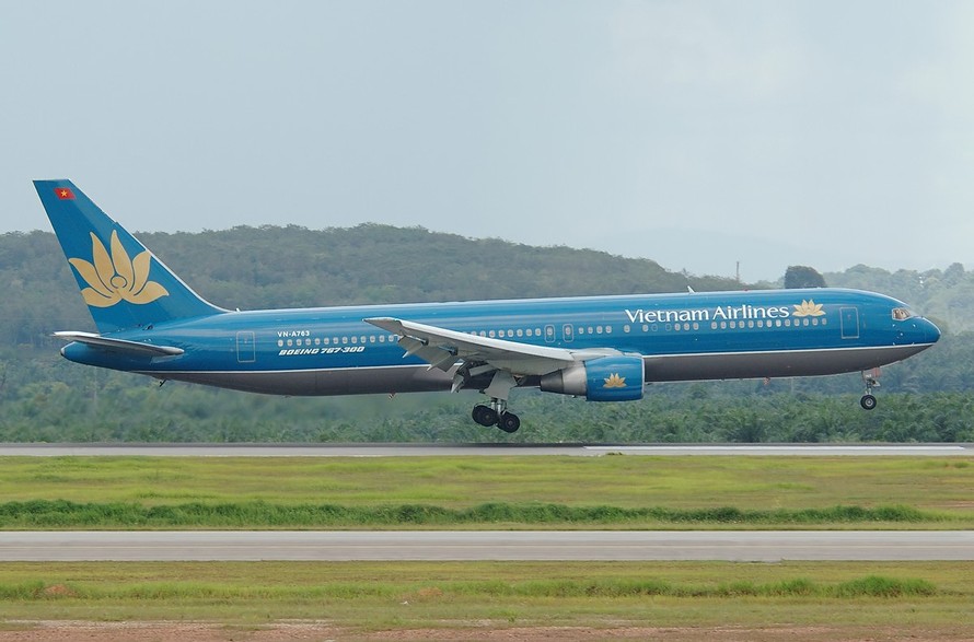 Vietnam Airlines có thể lỗ tới 30 ngàn tỷ đồng, đề nghị áp dụng phụ thu nhiên liệu hàng không đối với vé máy bay nội địa