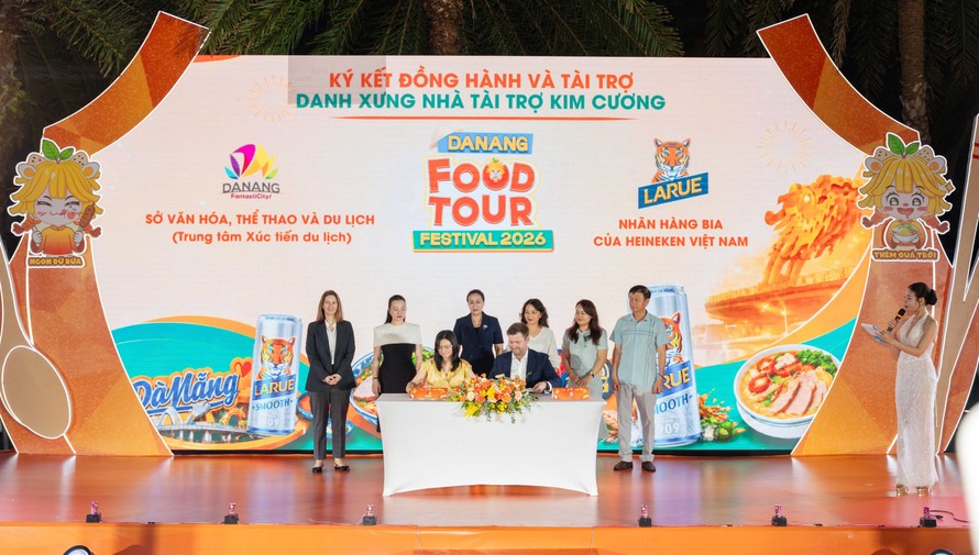 Larue ký kết Biên bản ghi nhớ hợp tác với Sở VHTTDL thành phố Đà Nẵng với chủ đề Larue – Tự hào Hương vị Văn hóa Ẩm Thực Đà Nẵng.