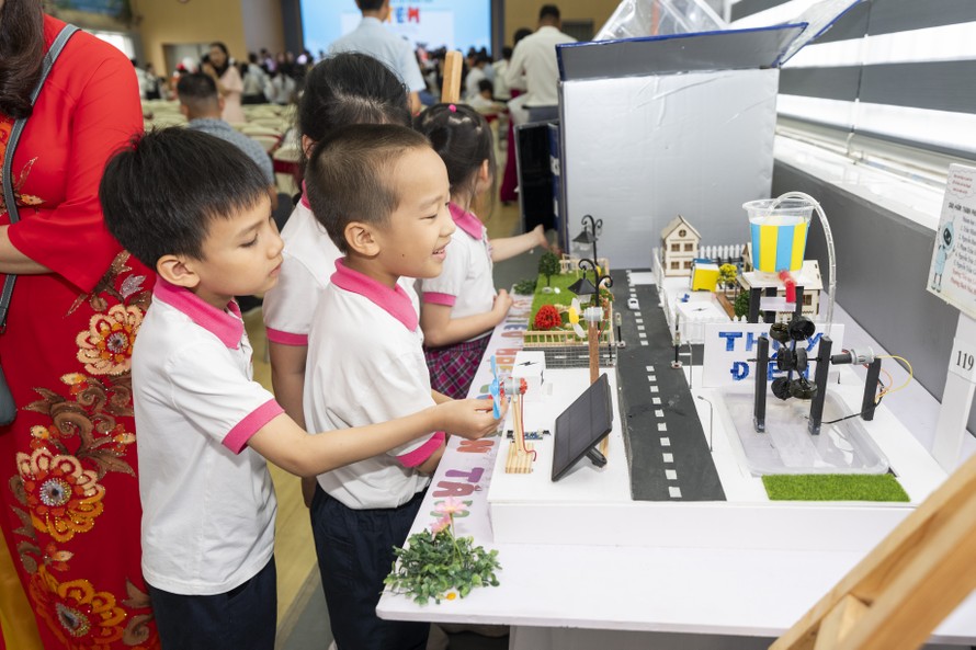 Gần 4.000 sản phẩm dự thi “Cùng em sáng tạo STEM” 2026 cùng Panasonic