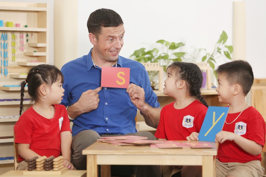 Chương trình ngữ âm Robin hỗ trợ trẻ luyện phát âm đúng chuẩn bản ngữ 