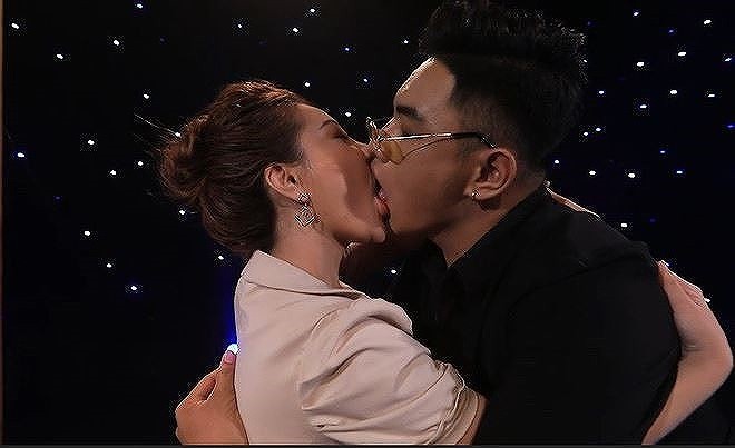 Cục Phát thanh nói gì về cảnh hôn 'sâu' phản cảm trong 'Lựa chọn của trái tim'?