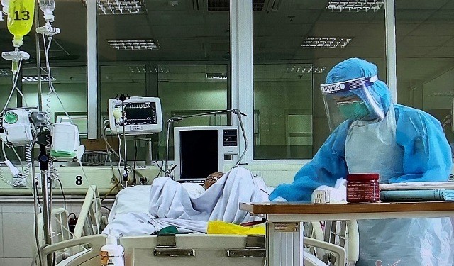 37 bệnh nhân COVID-19 tiên lượng nặng đến rất nặng