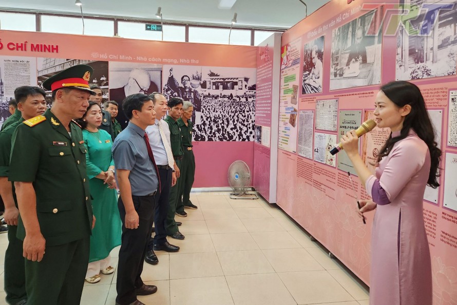 Triển lãm chuyên đề "Nhật ký trong tù - Bảo vật Quốc gia"