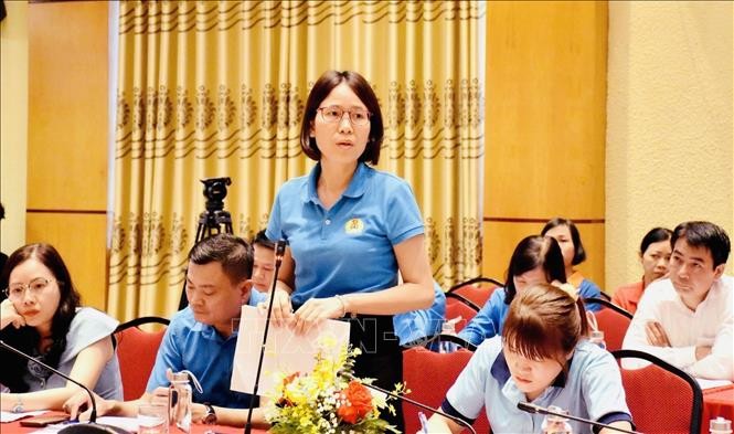 Chị Phạm Thị Bích Hải - Công ty Trách nhiệm hữu hạn Toto Việt Nam đề cập đến vấn đề tín dụng "đen" và lừa đảo chiếm đoạt tài sản trong công nhân lao động.
