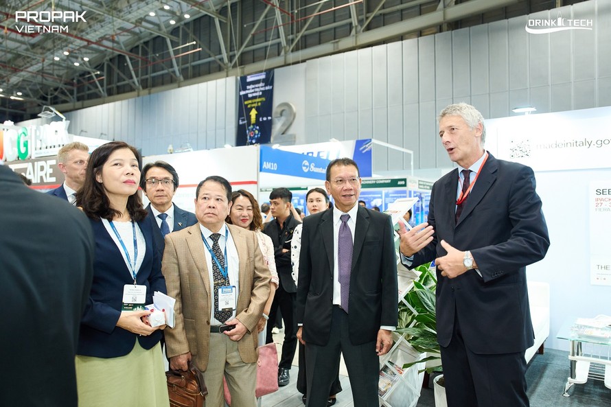 Triển lãm dự kiến đón hơn 6.000 khách tham quan