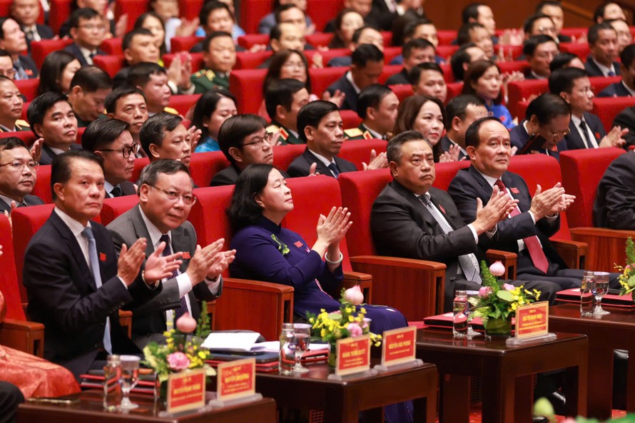 Đại hội lần thứ XVIII Đảng bộ TP Hà Nội: Danh sách Đoàn Chủ tịch, Đoàn Thư ký và Ban Thẩm tra tư cách đại biểu