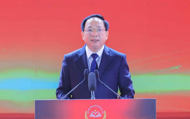 Đồng chí Trịnh Văn Quyết, Ủy viên Bộ Chính trị, Bí thư Trung ương Đảng, Trưởng Ban Tuyên giáo và Dân vận Trung ương, phát biểu tại Lễ trao Giải thưởng Sách Quốc gia lần thứ VIII tối 8/3 - Ảnh: TTXVN