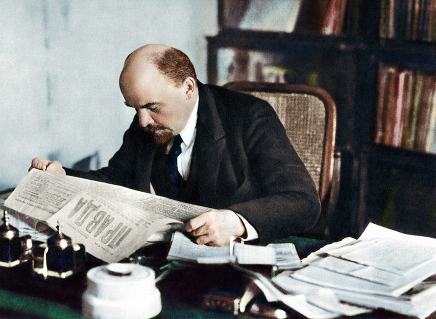 V.I.Lenin – Tấm gương của sự nỗ lực tự học tập