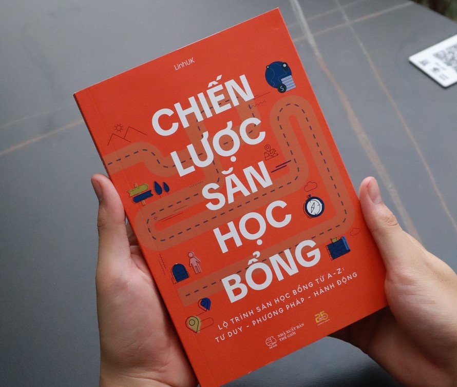Cuốn sách "Chiến lược săn học bổng" chuyển tải đến độc giả thông điệp: Học bổng không phải là đích cuối cùng, mà là công cụ quan trọng để hiện thực hóa tầm nhìn cá nhân.