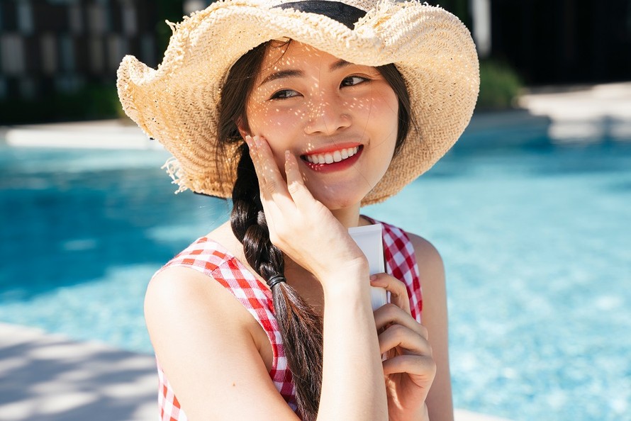 Cứu rỗi làn da cháy nắng với chu trình tối giản nhưng hiệu quả