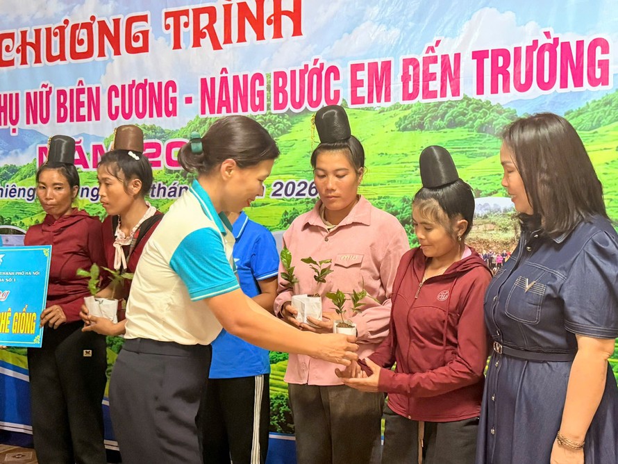 Lan tỏa yêu thương tới phụ nữ, trẻ em vùng biên giới Sơn La