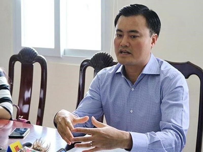 GĐ Sở GTVT Bùi Xuân Cường thông tin tại buổi họp báo. 