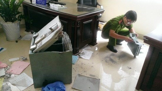 Người đàn ông báo mất trộm két sắt chứa 13.000 USD