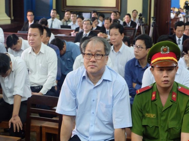 Bị cáo Danh được dẫn giải đến tòa