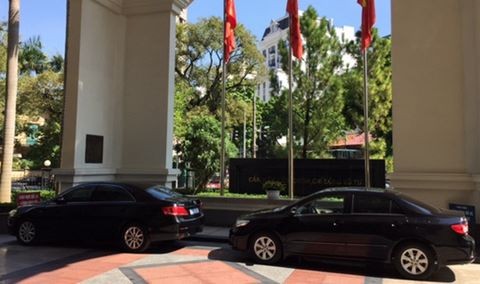 Đề xuất khoán xe công đưa rước đối với lãnh đạo