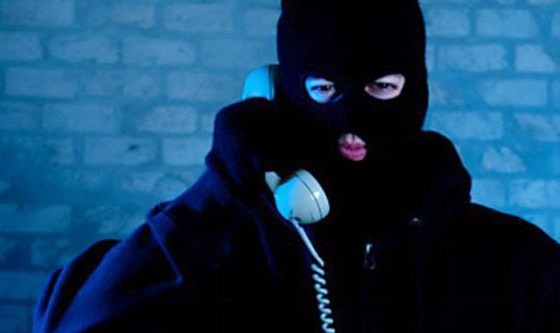 Người phụ nữ mất 2 tỷ đồng sau cuộc điện thoại