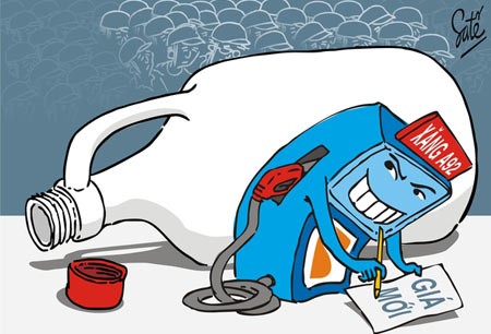 Hà Tĩnh: Tự ý tăng giá trục lợi sau bão, 1 cây xăng bị xử phạt