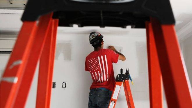 Trong tháng 9 đã có 18.000 việc làm được tạo ra tại Mỹ sau khi các ước tính ban đầu cho thấy số việc làm giảm 33.000.