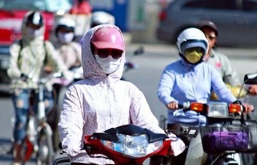 Bắc Bộ có nắng nóng, xen kẽ mưa dông đến hết tuần