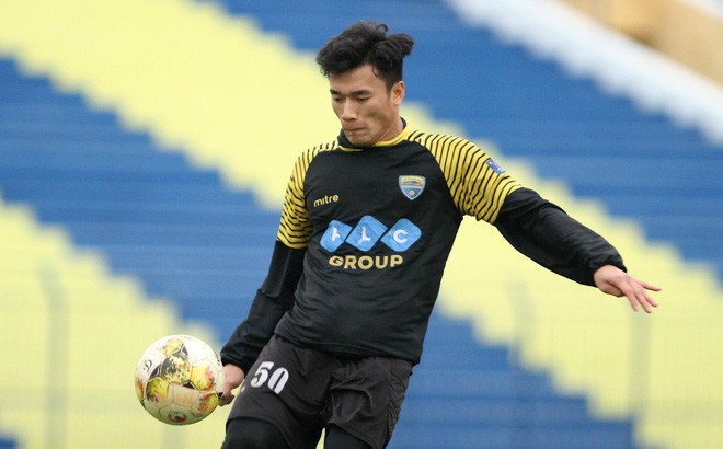 Sự thật thông tin HAGL chiêu mộ thủ môn Bùi Tiến Dũng