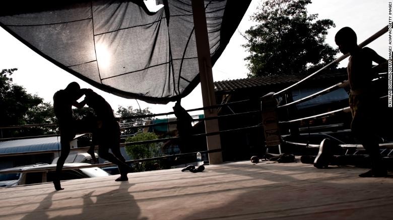 Dư luận Thái Lan 'dậy sóng' sau việc võ sĩ Muay Thái 13 tuổi chết trên võ đài