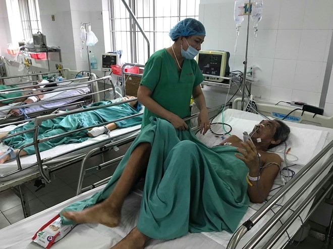 Bệnh nhân C. đang được điều trị tại BVĐKTƯ Cần Thơ. Ảnh: CAND