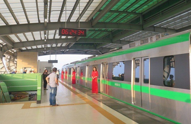 Giá vé tàu Cát Linh - Hà Đông thấp nhất là 8.000 đồng/lượt