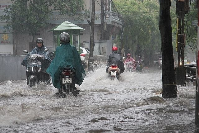 Thời tiết ngày 12/9: Mưa dông rải khắp Bắc Bộ và Bắc Trung Bộ