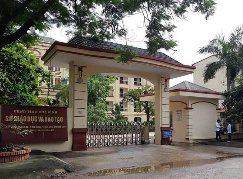 Khởi tố nhiều giáo viên Hòa Bình tội đưa và nhận hối lộ